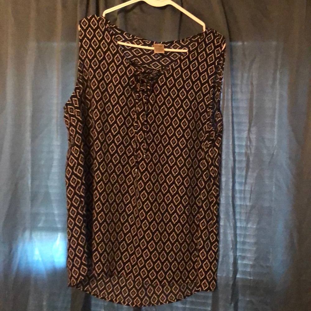 Sleeveless blouse